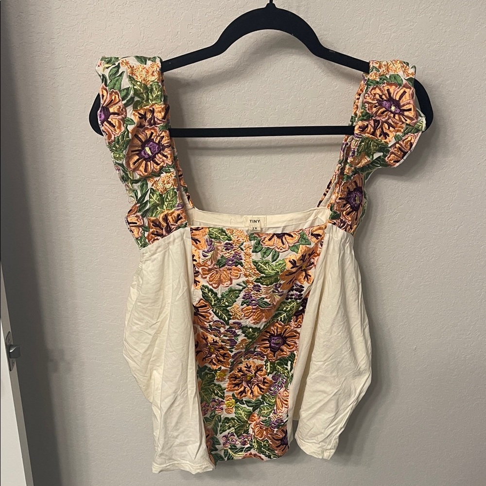 Anthropologie Plus embroidered tank 2X